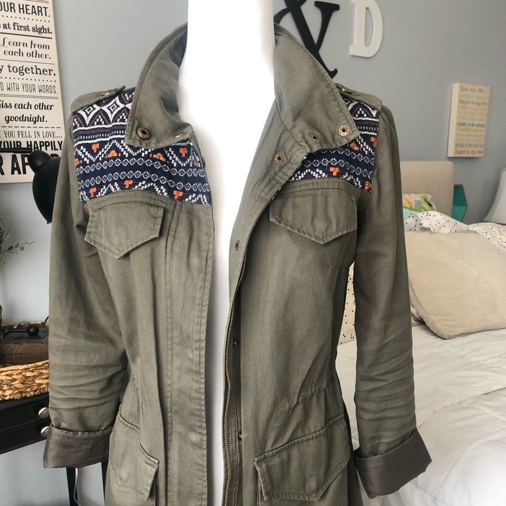 LA Hearts ♥️ Small Aztec Jacket